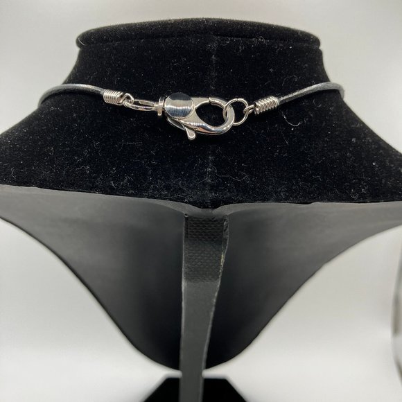 NEW Wolf Black Obsidian Gemstone hand carved Wolf Head Choker Genuine Leather - Picture 4 of 12